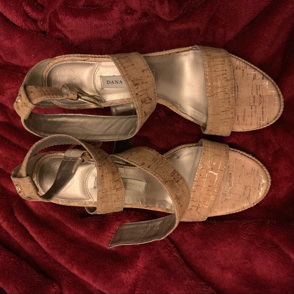 Beige/tan Dana Buchman Wedges